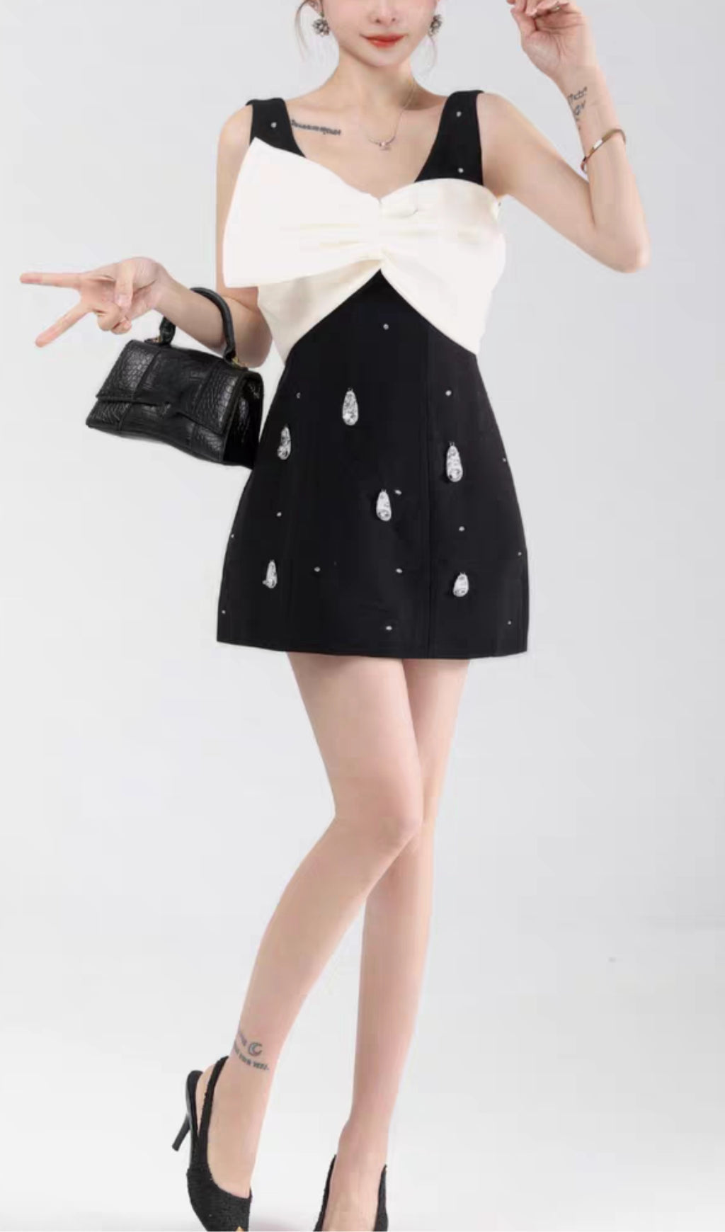 Fashionslee Women Alegria Bow Sleeveless Mini Dress