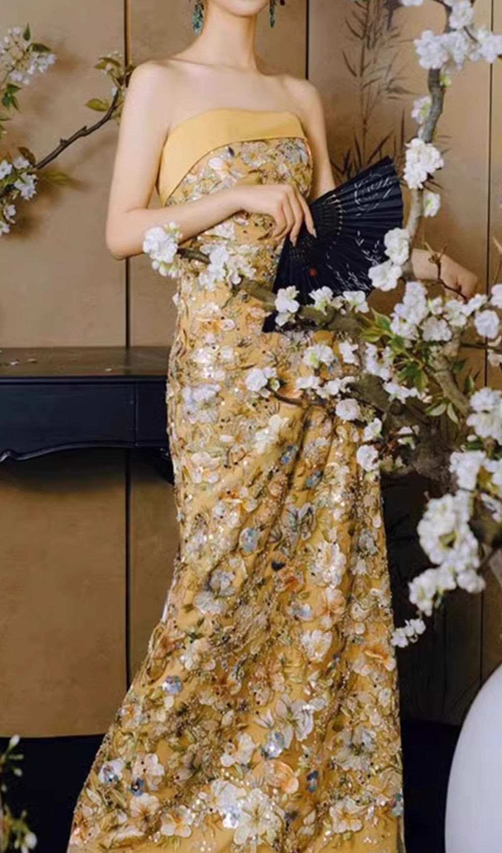 Fashionslee Women Colista Yellow Flower Embroidery Maxi Dress
