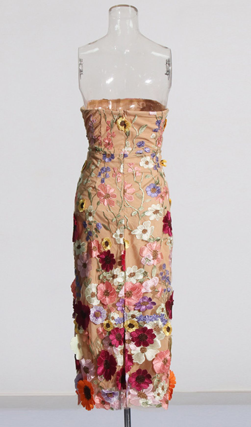 ebc83e27213c7217a4b1a932ae188547.jpg Fashionslee Women Adonica 3D Flower Strapless Midi Dress
