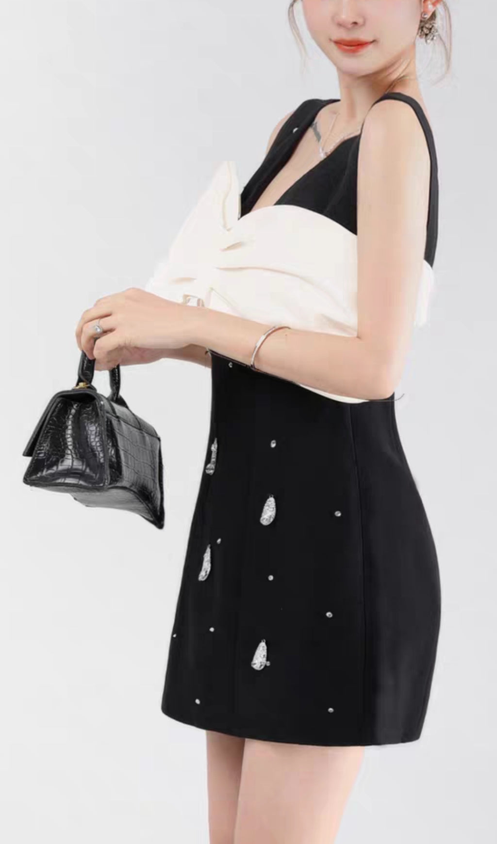 Fashionslee Women Alegria Bow Sleeveless Mini Dress