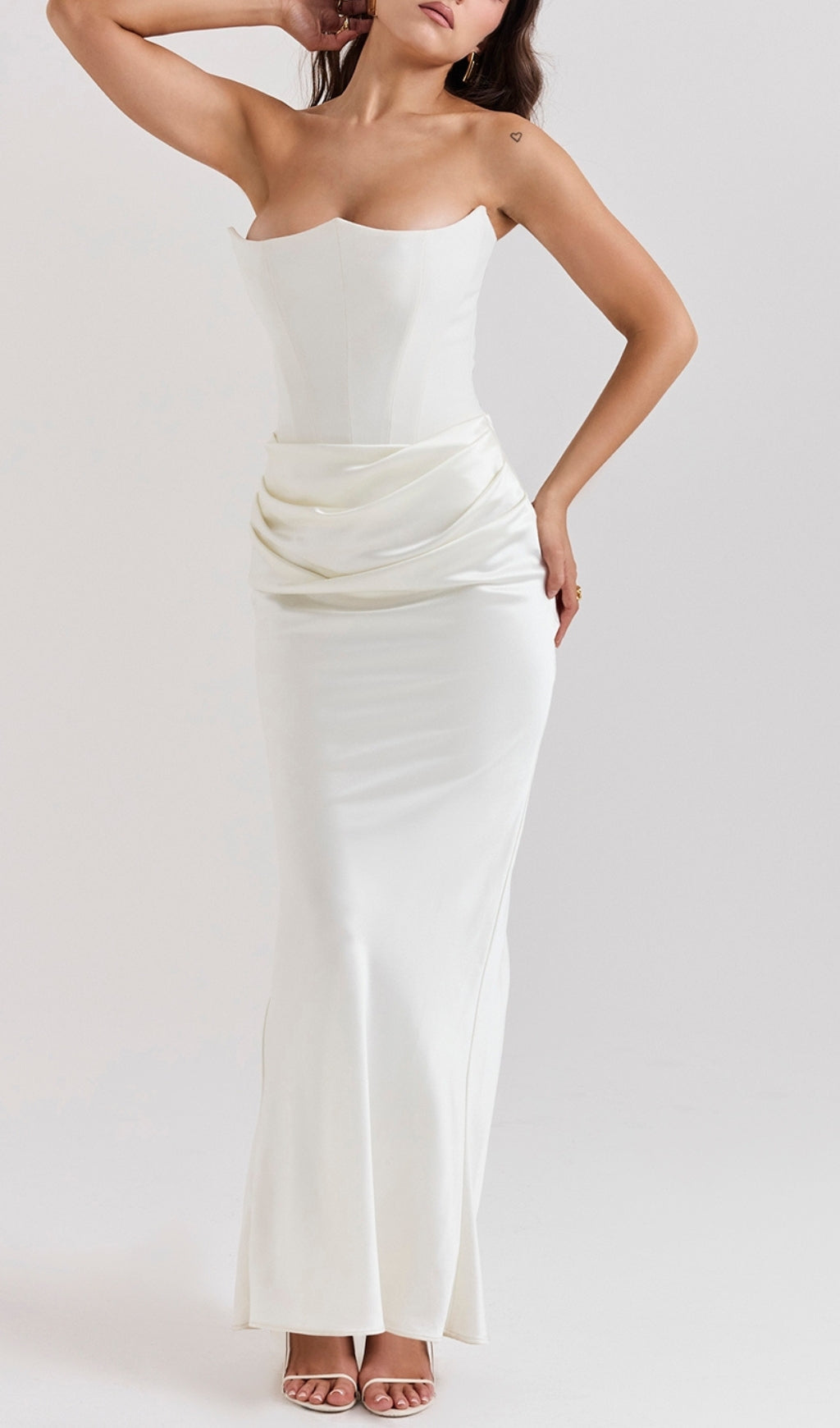 eeff690f8ff5b650459e3f292402c387.jpeg Fashionslee Women Ruched Corset Dress Maxi Dress In White