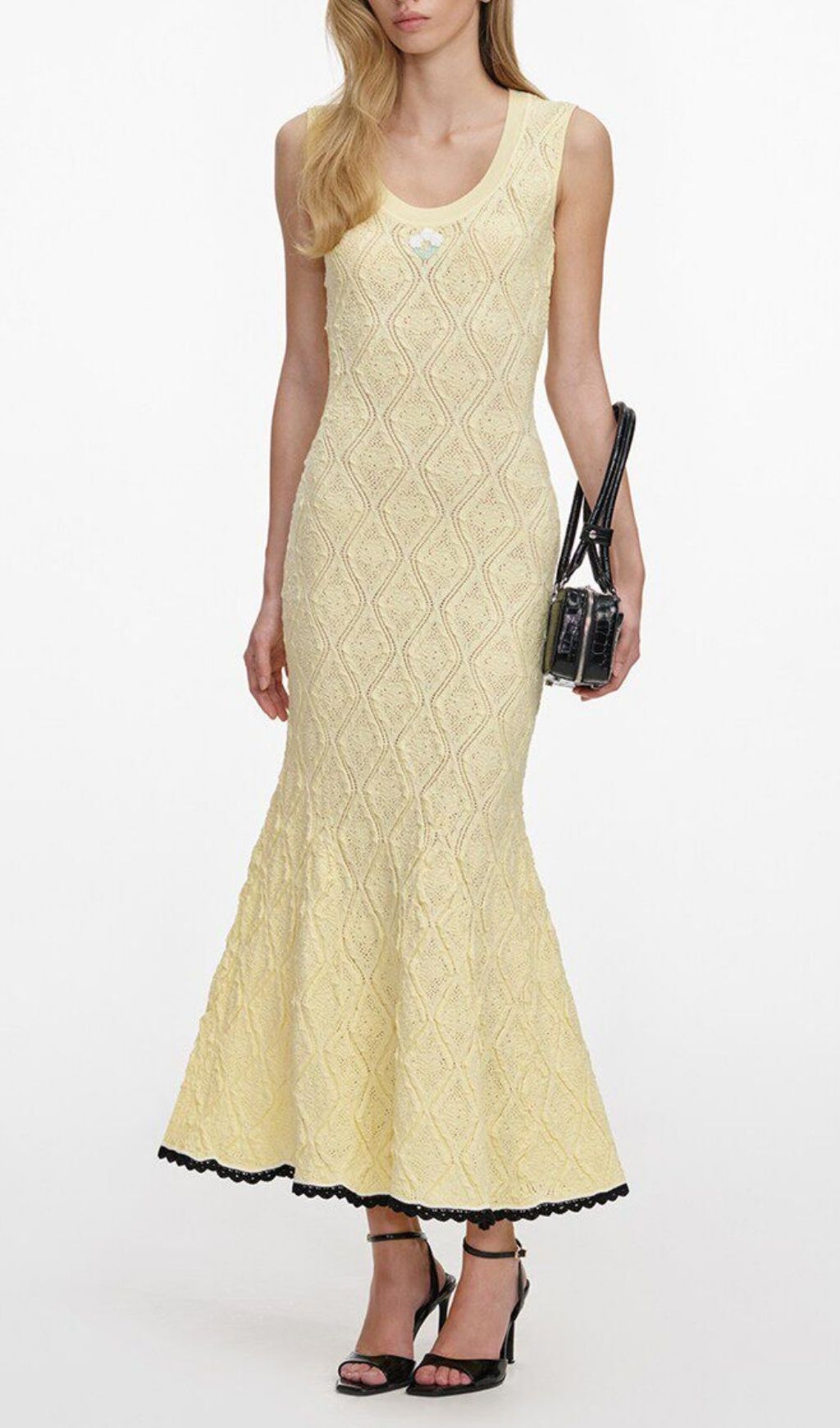 0ad736f664044b280fbd9c13ec6dff9f.jpg Fashionslee Women Madelynn Yellow Sleeveless Knit Midi Dress