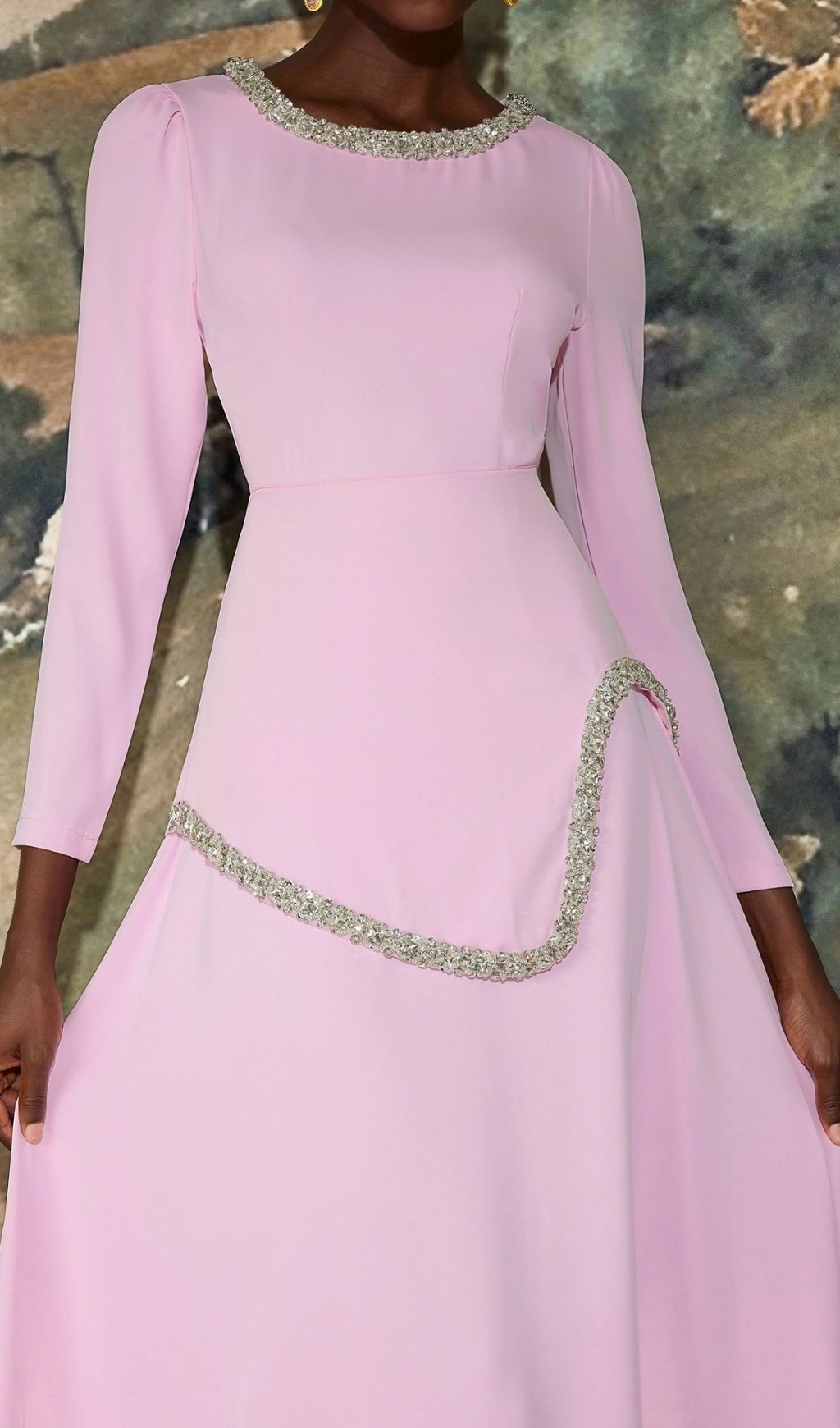0b110914e8a5c592ac10a0b45ea00499 Damla Rhinestone Embellished Long Sleeve Midi Dress - Pink