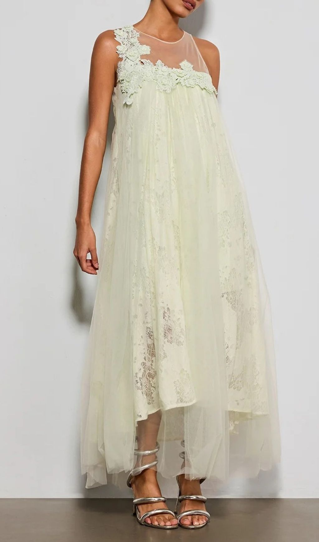 Fashionslee Women Esnavi White Sleeveless Flower Mesh Maxi Dress