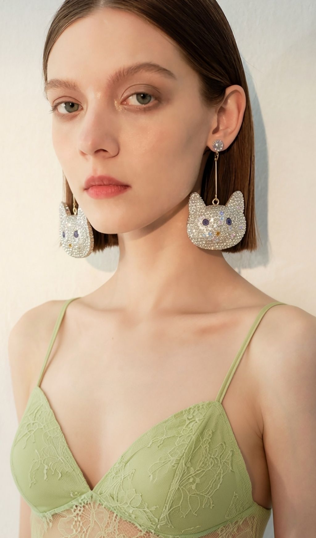Fashionslee Women Leilah Cat Earrings