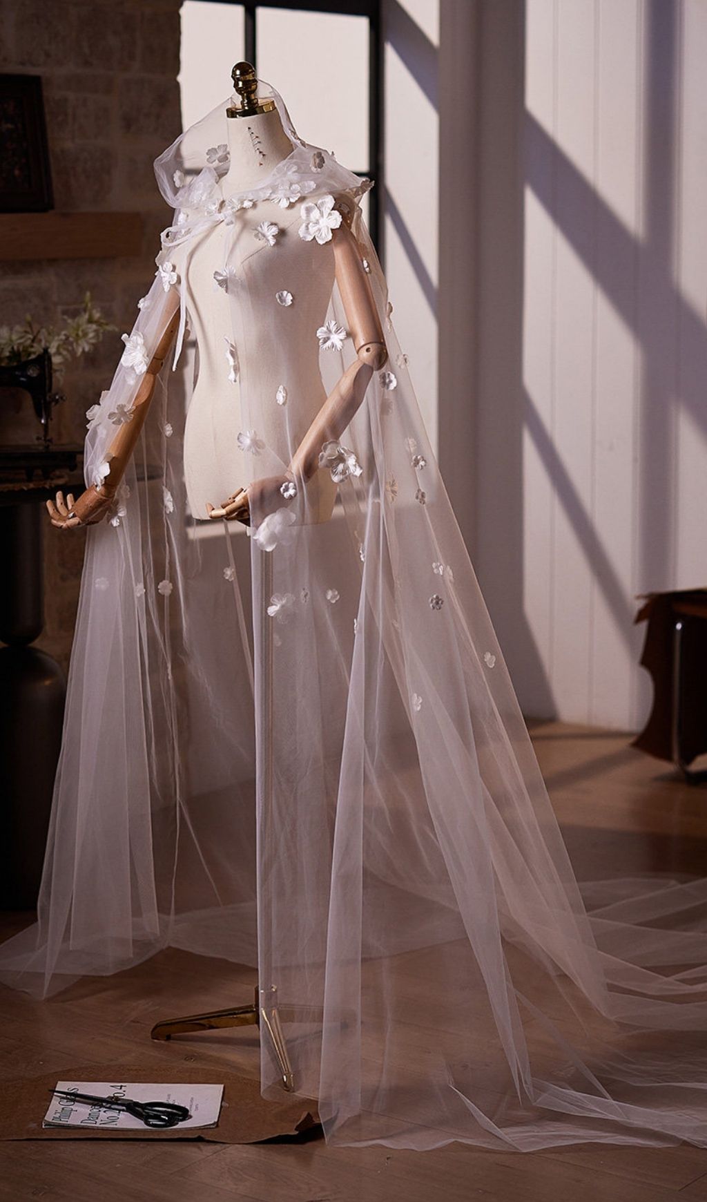 Leigh White Flower Embellished Mesh Shawl