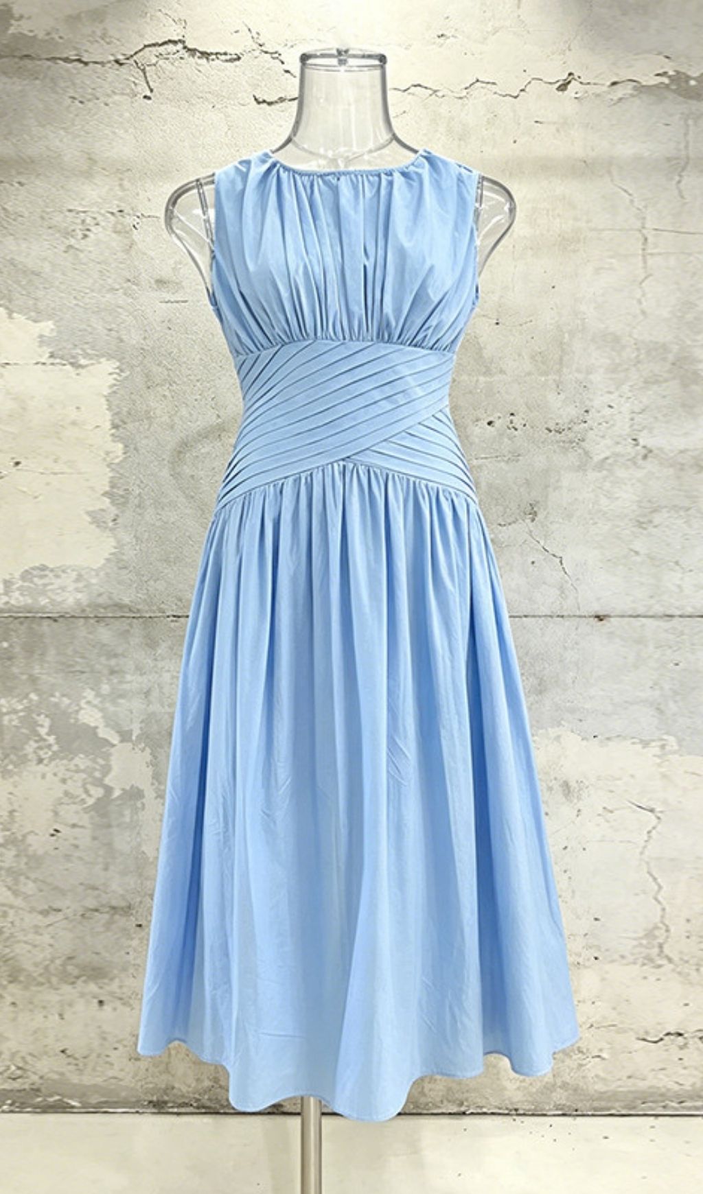Fashionslee Women Lenore Blue Sleeveless Midi Dress