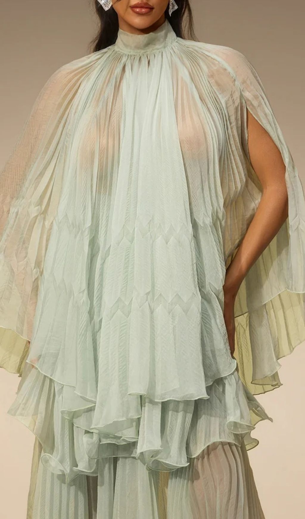 Fashionslee Women Aldeva Bat Sleeve Pleated Skirt Set
