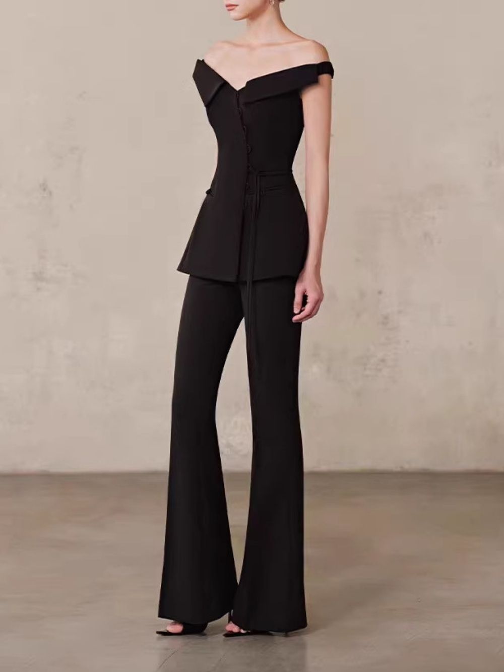 2bd86f47417fde5f0ddd72edf78a3207 Pervia Off Shoulder Flared Pants Set