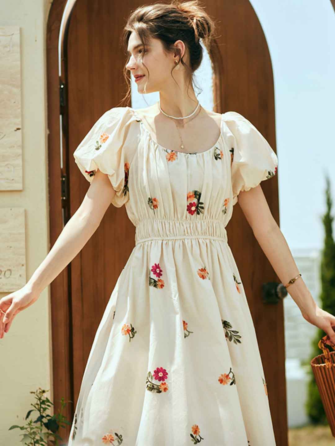2c4158e350332ca6ffc0ad193ba94c1a Rosalind Retro Embroidered Puff Sleeve Dress