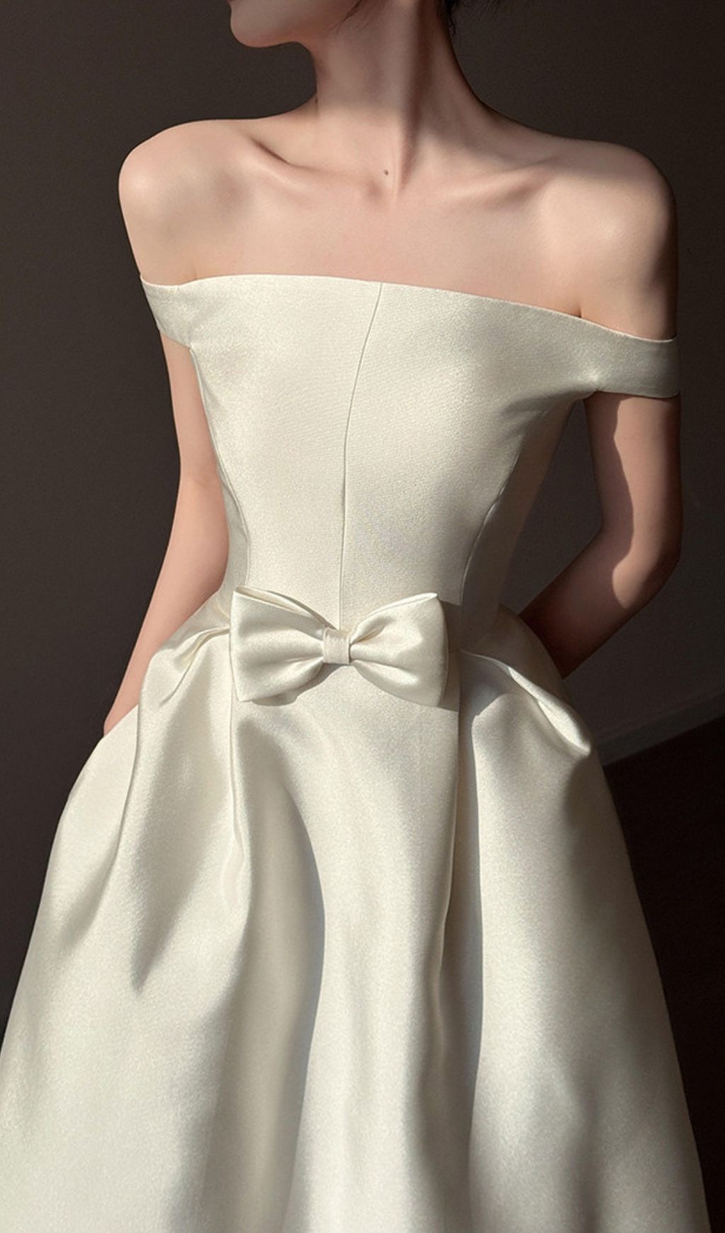 Fashionslee Women Levy Off-Shoulder Bow Midi Dress