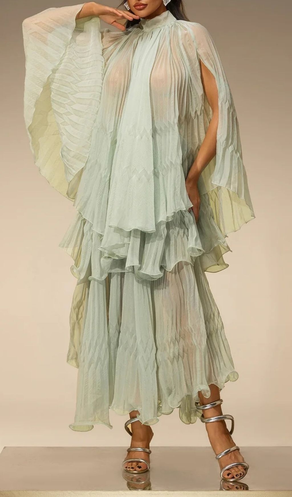 Fashionslee Women Aldeva Bat Sleeve Pleated Skirt Set