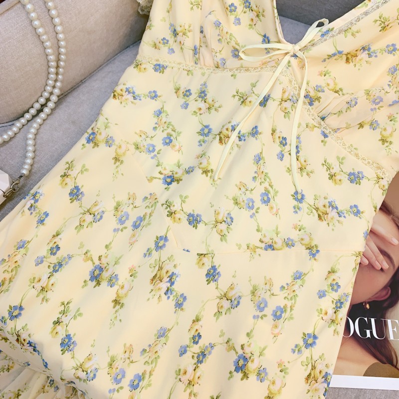 30b78f181a11c15ba0a7b3d2306cece6.jpg Fashionslee Women Ashgar Butter Yellow Puff Sleeve Floral Maxi Dress