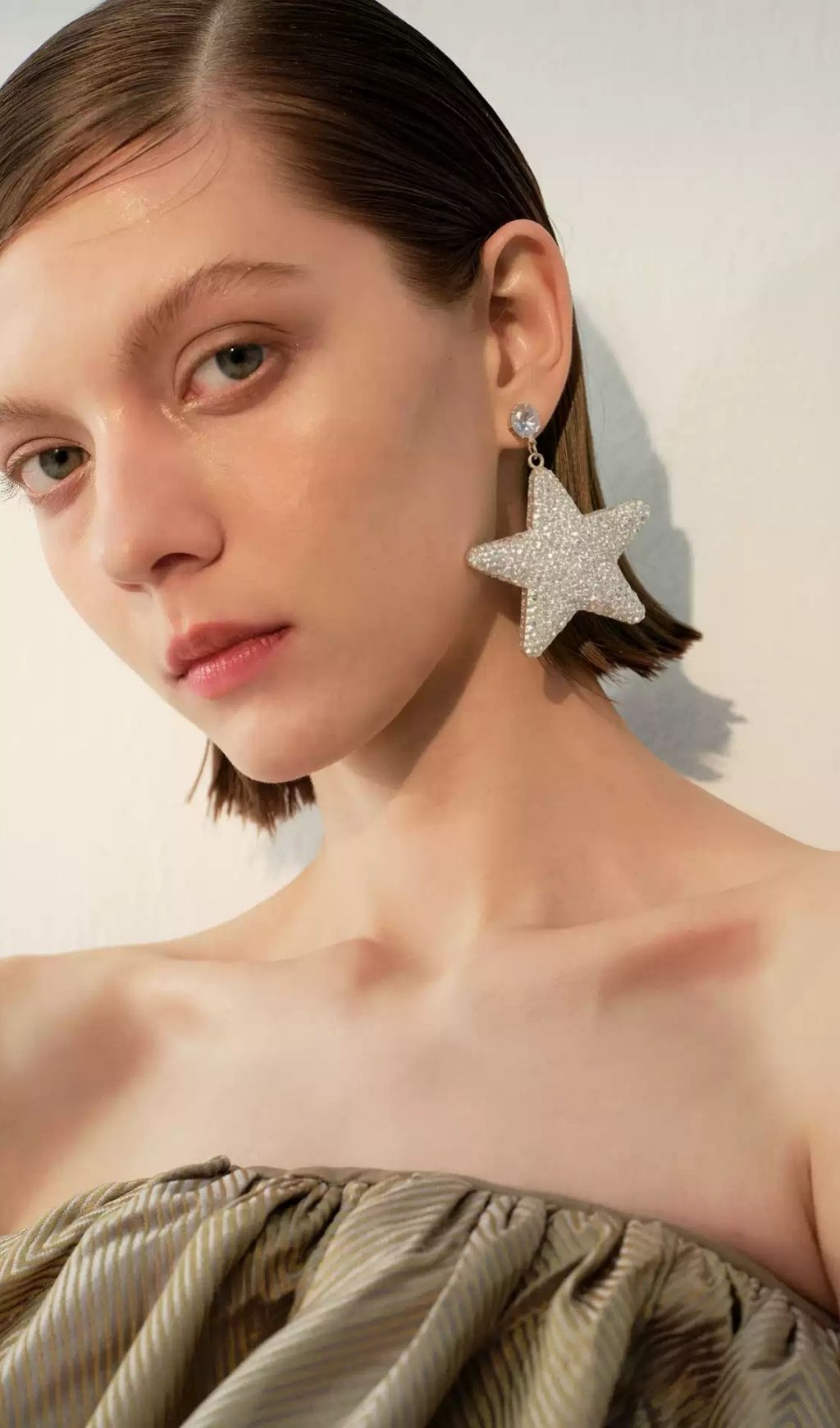 Leisha Diamante Star Earrings
