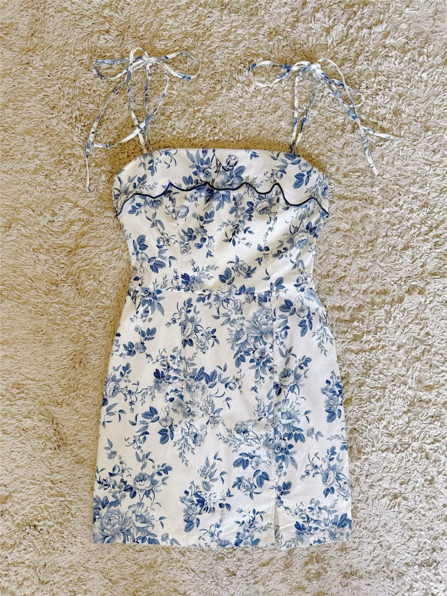 Floral Side Slit Lace-Up Mini Dress