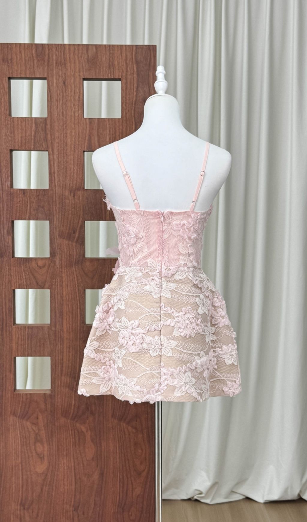 Fashionslee Women Lilias Lace Mini Dress