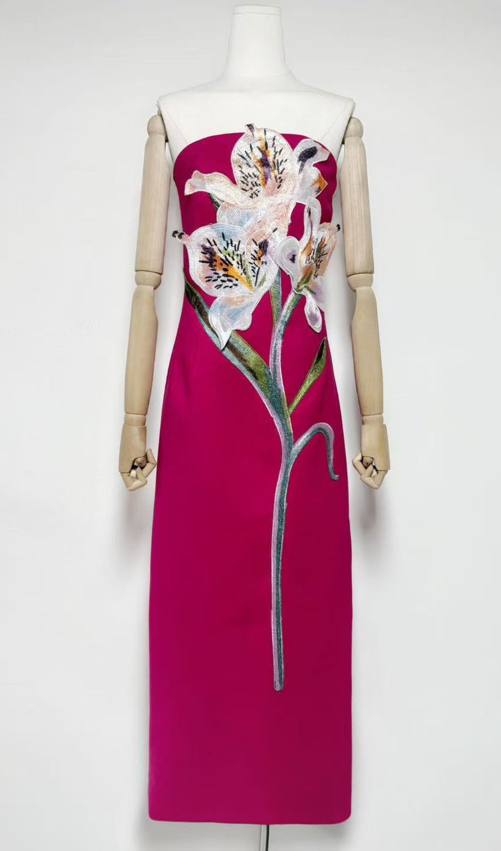 Jeneve Strapless Flower Midi Dress