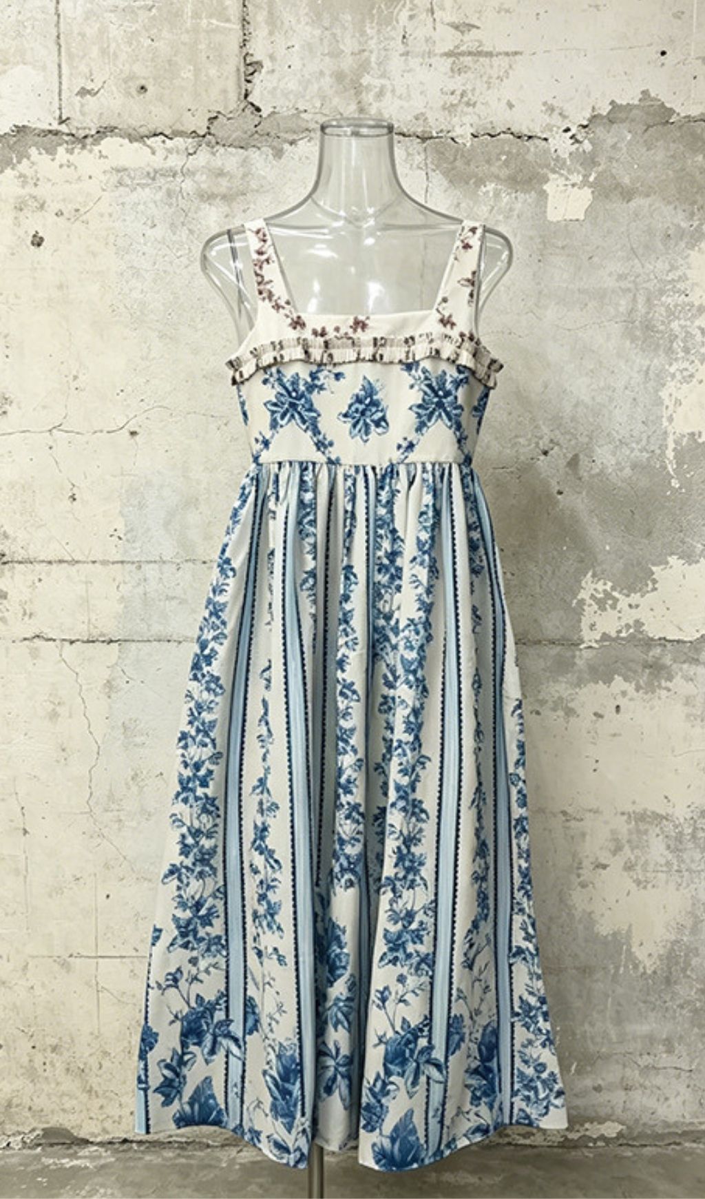 Fashionslee Women Libra Blue Printed Maxi Dress