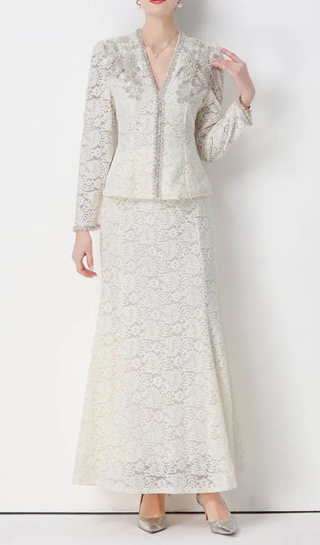 Georgia Beaded V-Neck Lace Top & Fishtail Skirt Set – Whtie - OWNCI Georgia Beaded V-Neck Lace Top & Fishtail Skirt Set – Whtie - OWNCI