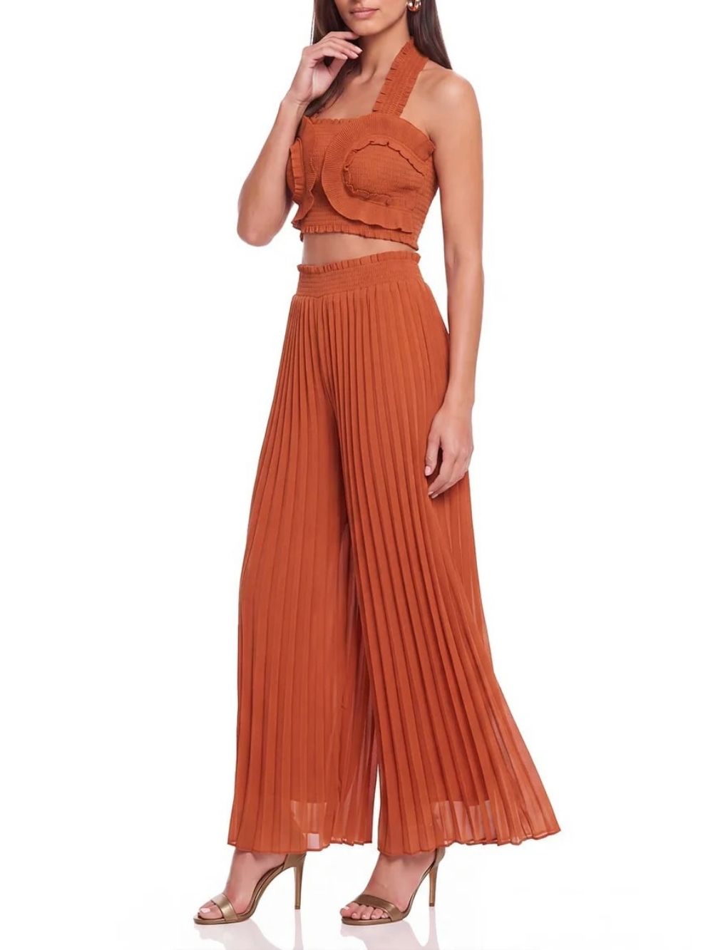 Meravio Halterneck Pleated Pants Set