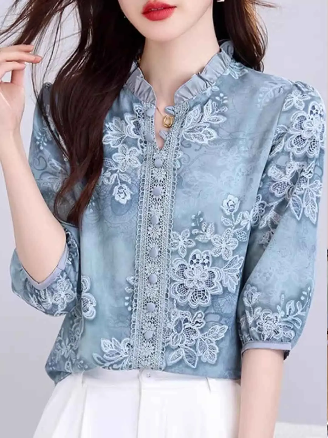 47faa8462f9af180648913cc8b3f2812 Simona Classic Auricular Collar Printed Chiffon Top