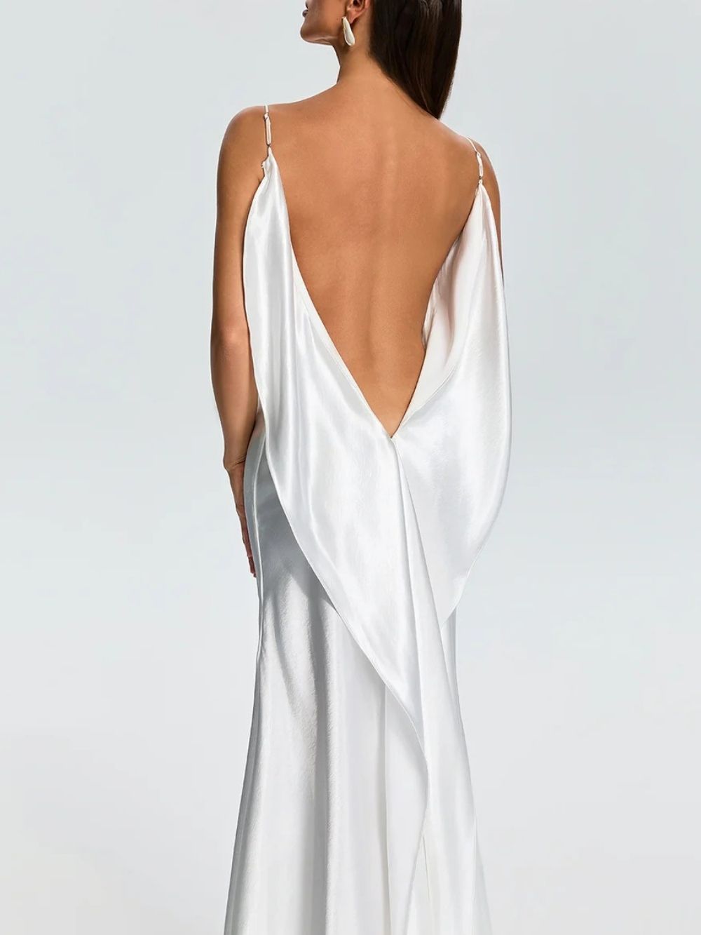 507bc9d692433bba6c654554bbf5e7e1 Farica Backless Satin Maxi Dress