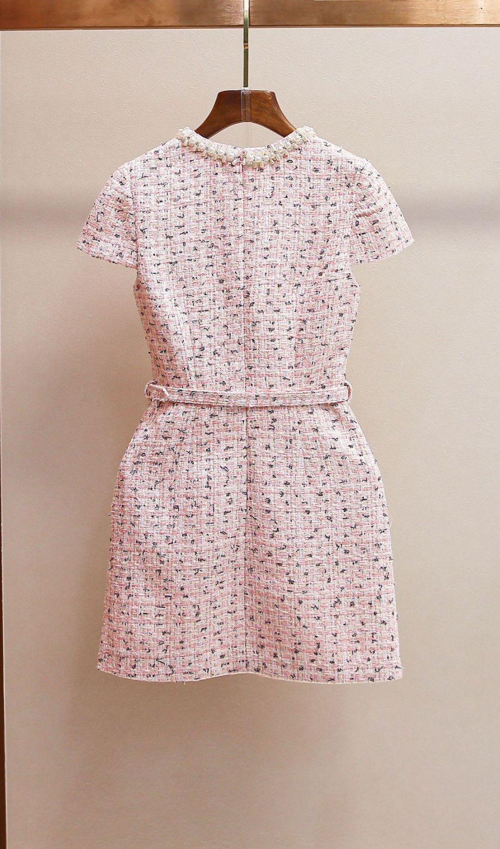 556b371e810cc2b403252e555a587794 Embellished Mini Dress