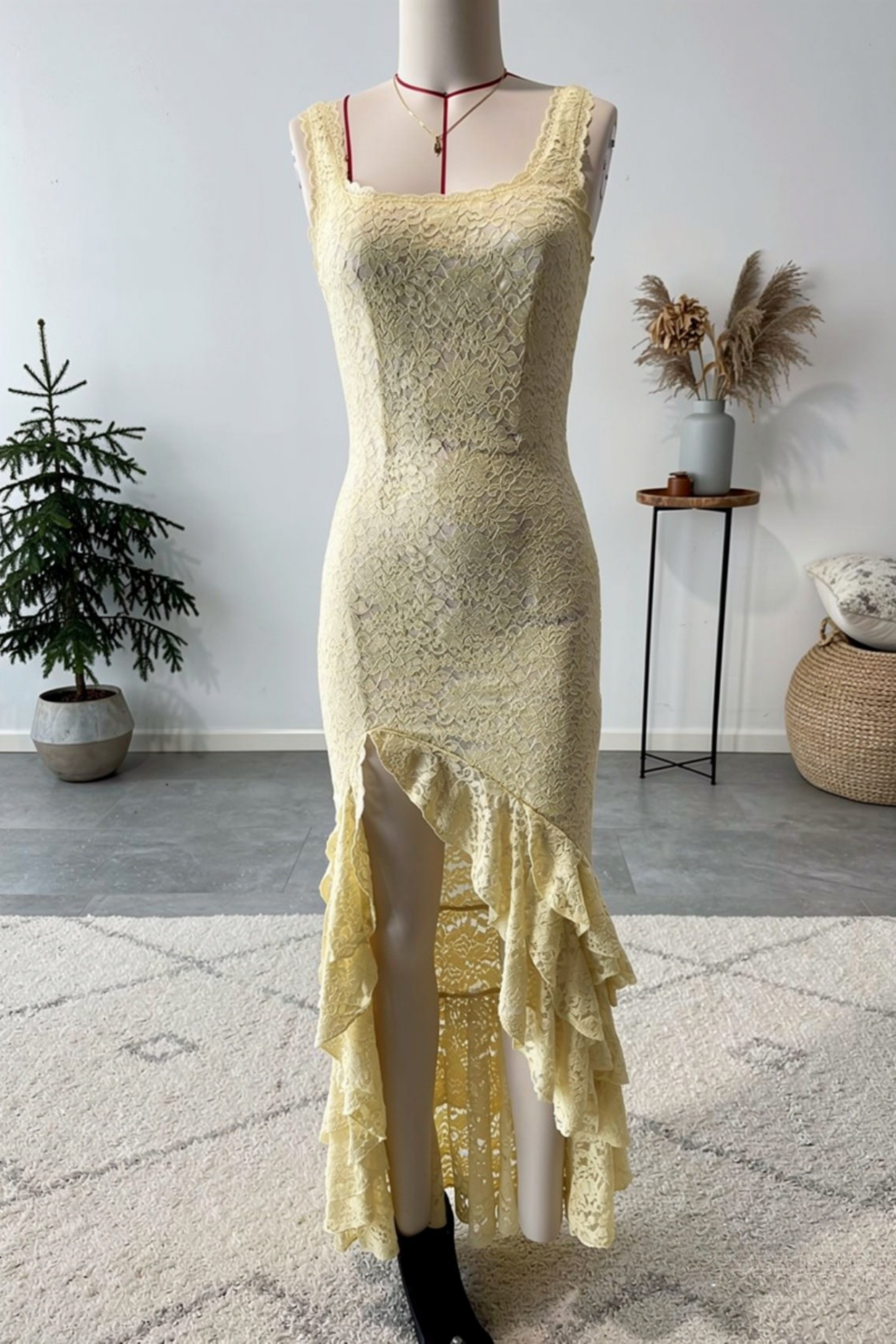 Irregular Ruffled Lace Patchwork High Slit Slip Maxi Dress – Yellow - OWNCI