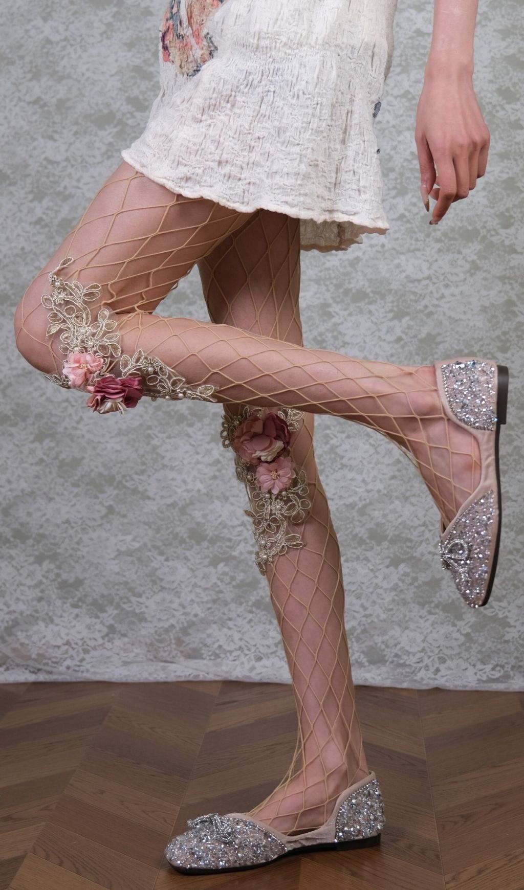 6494c50b133e2788361c49fae0040c21 Floral Embroidered Tights With 3D Flowers & Pearls