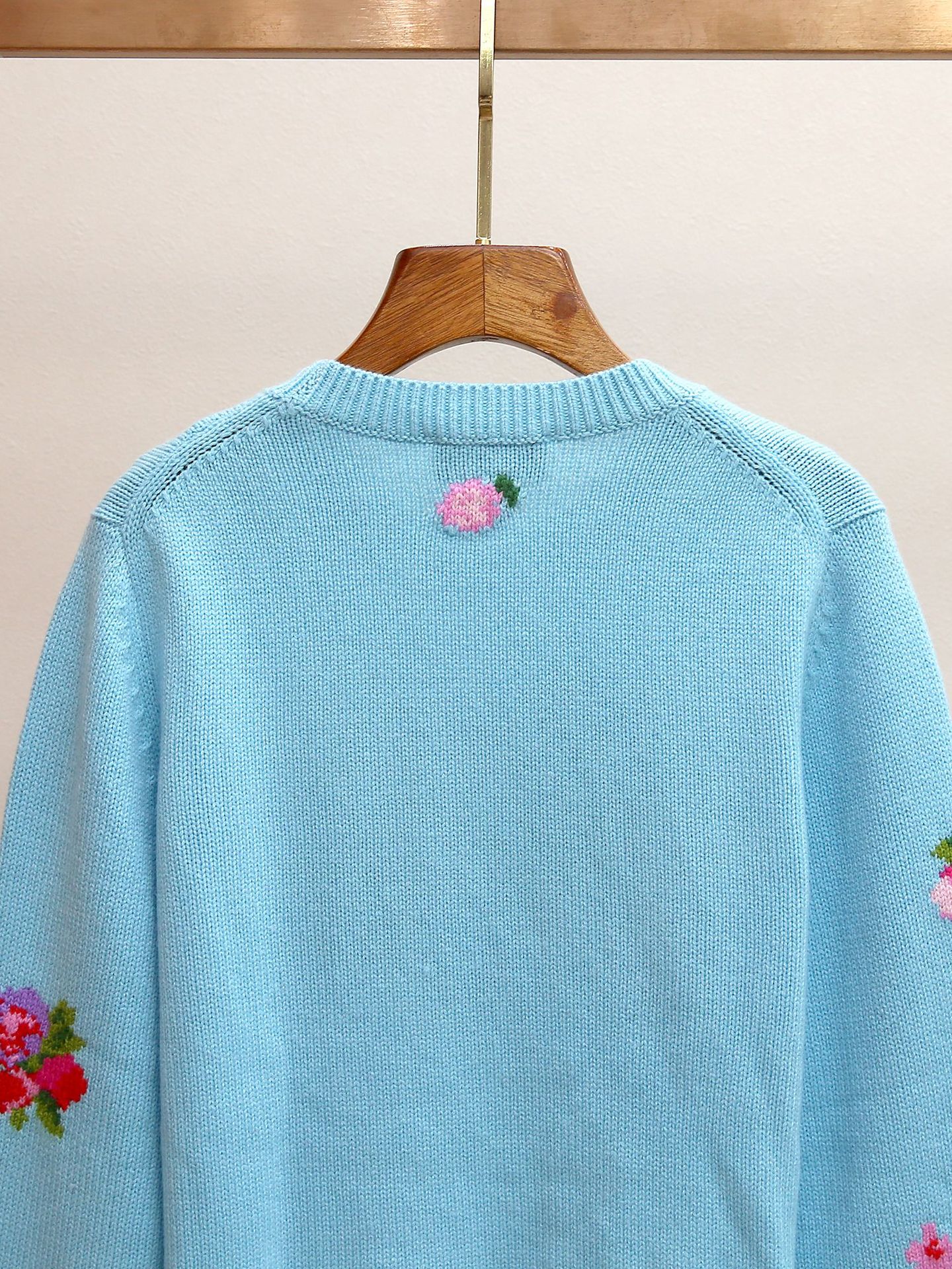 Jaheim Blue Floral Sweater - OWNCI