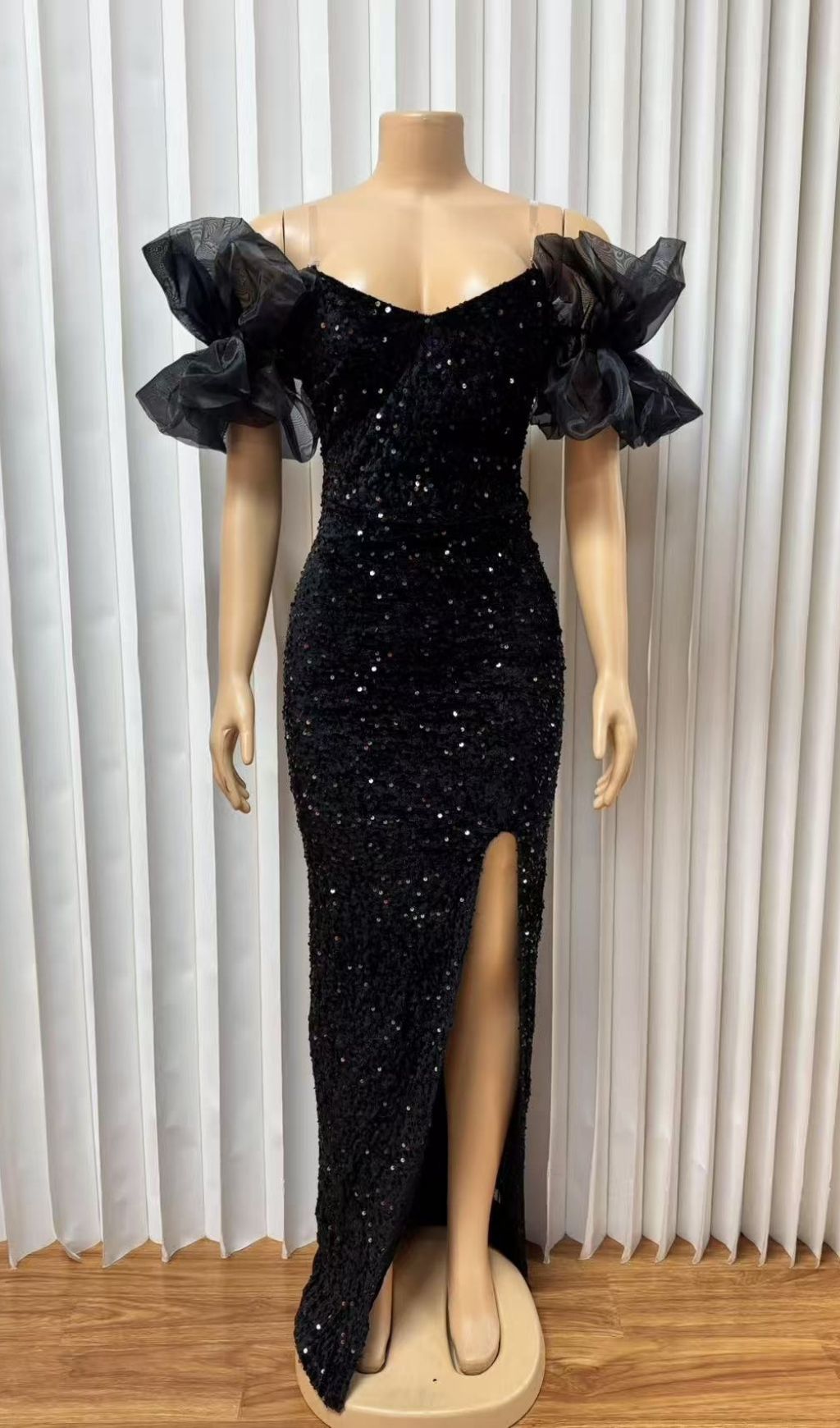 694ed2e7a48bc596deed1a9363311236 Dolores Extravagant Puff-Sleeve Sequin Cocktail Maxi Dress