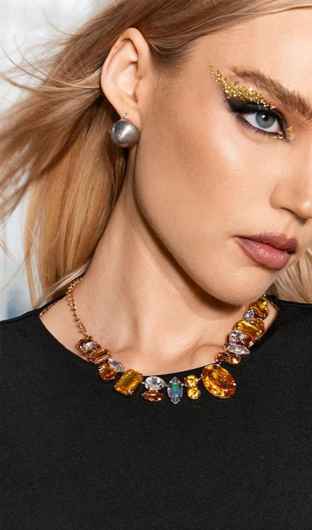 6dabca957487c189968c635441296d89.jpg Fashionslee Women Craco Crystal Embellished Necklace In Yellow