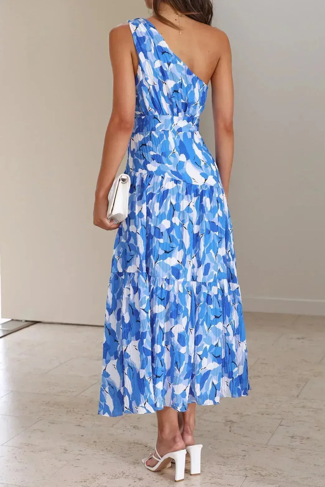 6ea4bb07fb38c7f45488aae1e58ccd84 Vivien One-Shoulder Floral Printed Midi Dress - Blue