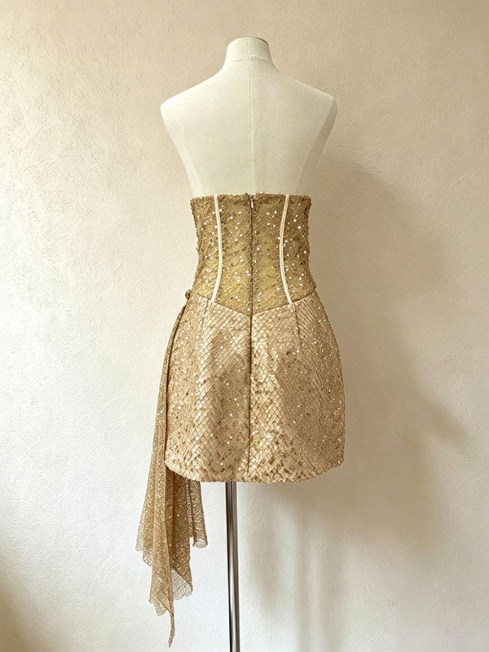 700bf9ecbb05cd20f616044a1974d55d Mahmood Strapless Sequin Flower Mini Dress