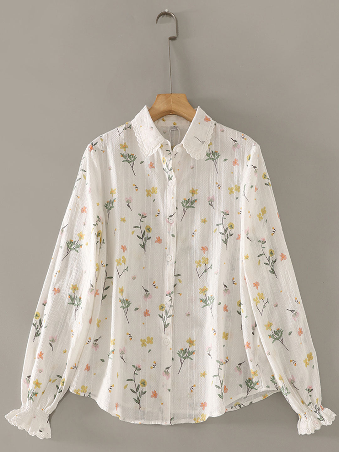 74ebde12d190de74a8256e0f654e09f7 Nancy Classic Lapel Embroidered Floral Shirt