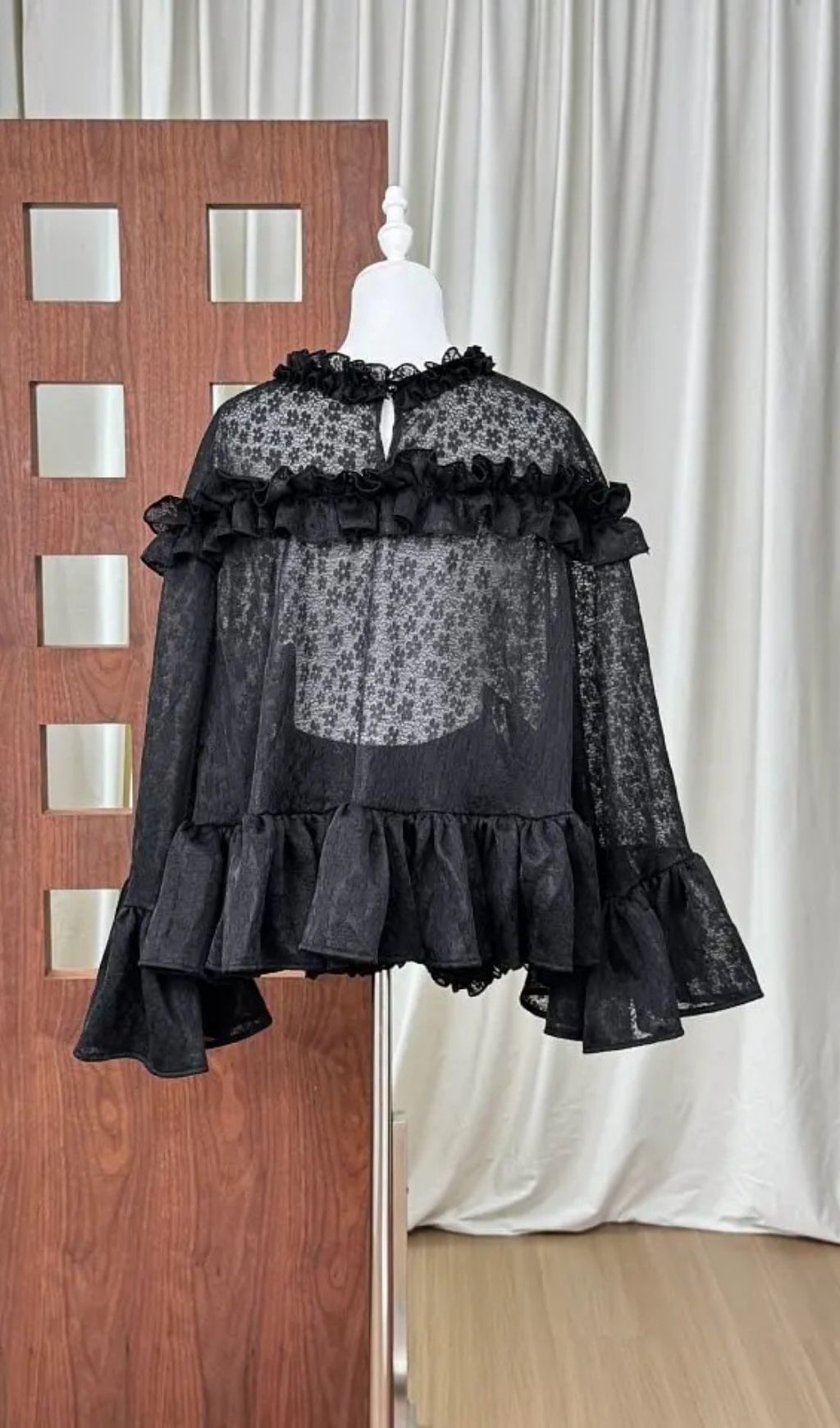 76666255de17711012658d0b6c83c8ef Vanessa Black Floral Lace Ruffled Top & Shorts Set
