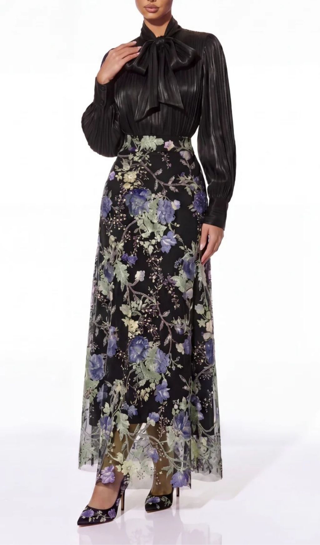Fashionslee Women Lorvannis Black Flower Sequin Skirt Set