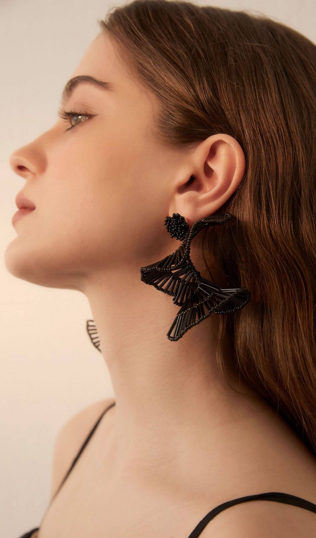 Fashionslee Women Leighna Black Fan-Shaped Earrings