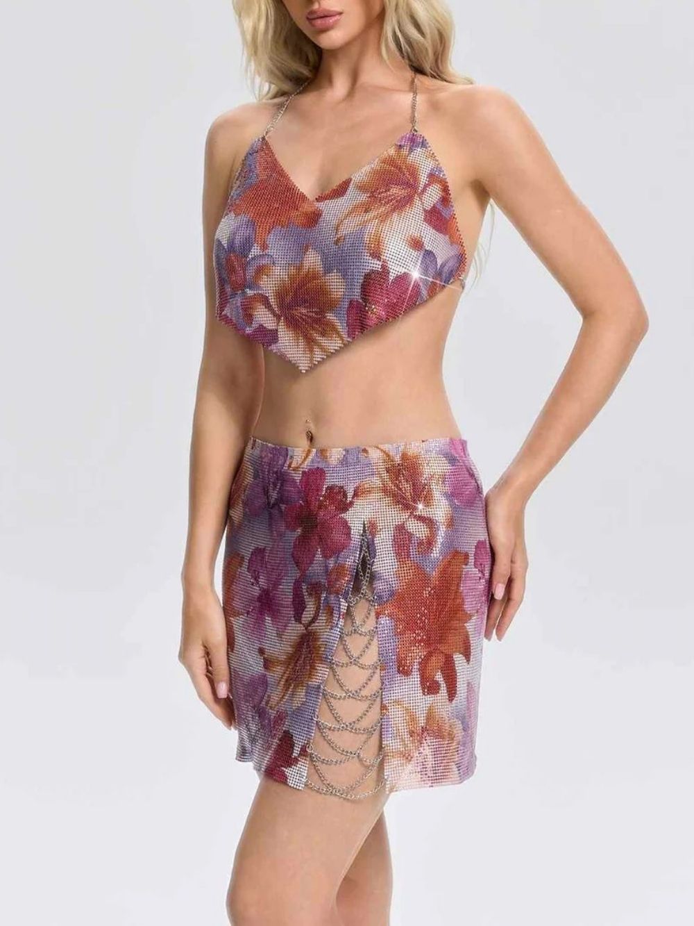 847f6994449d476d50f8f10145a572d9 Uveria V Neck Chainmail Floral Skirt Set
