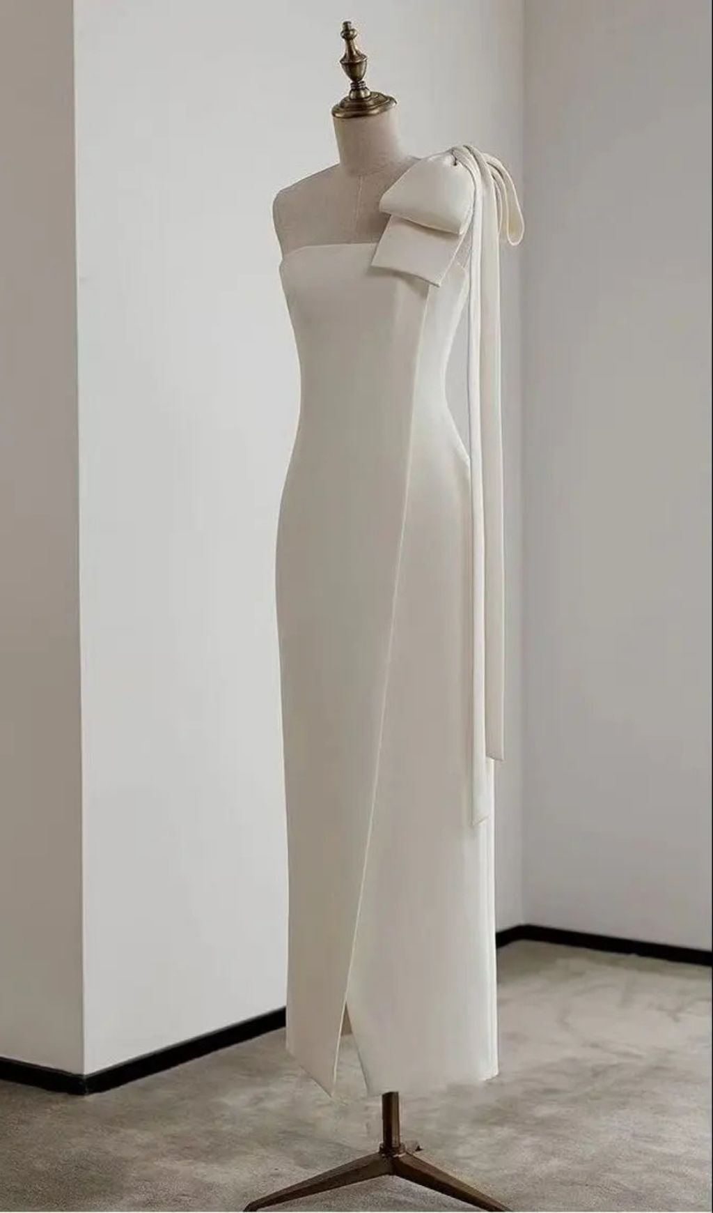 86fd8907c76de0da736d44a503fcfe94 Estelle White Off Shoulder Satin Midi Dress With Bow