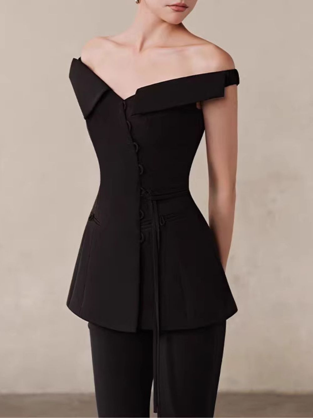 9108da01b68915e248fb1344f6aa1d55 Pervia Off Shoulder Flared Pants Set