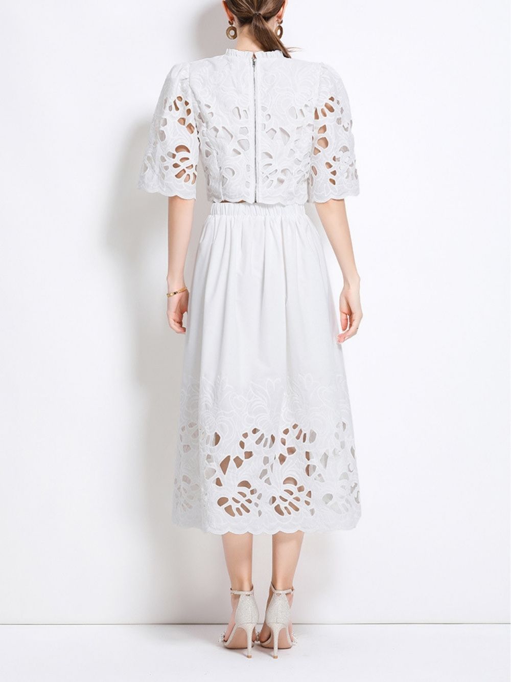 Mahira White Flower Embroidery Two-Piece Set - OWNCI