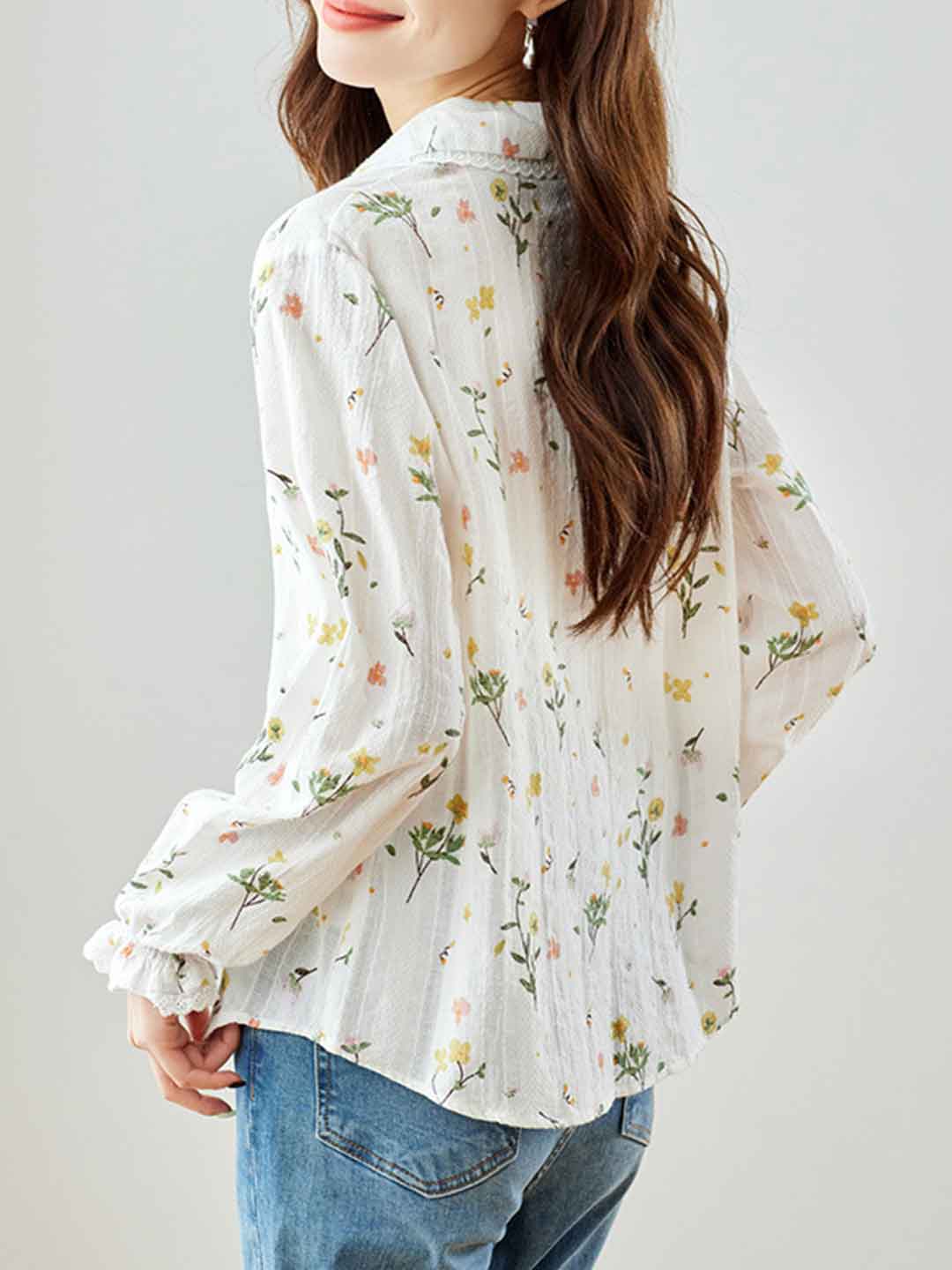 9572515567964852b259fa3f9d7b277a Nancy Classic Lapel Embroidered Floral Shirt
