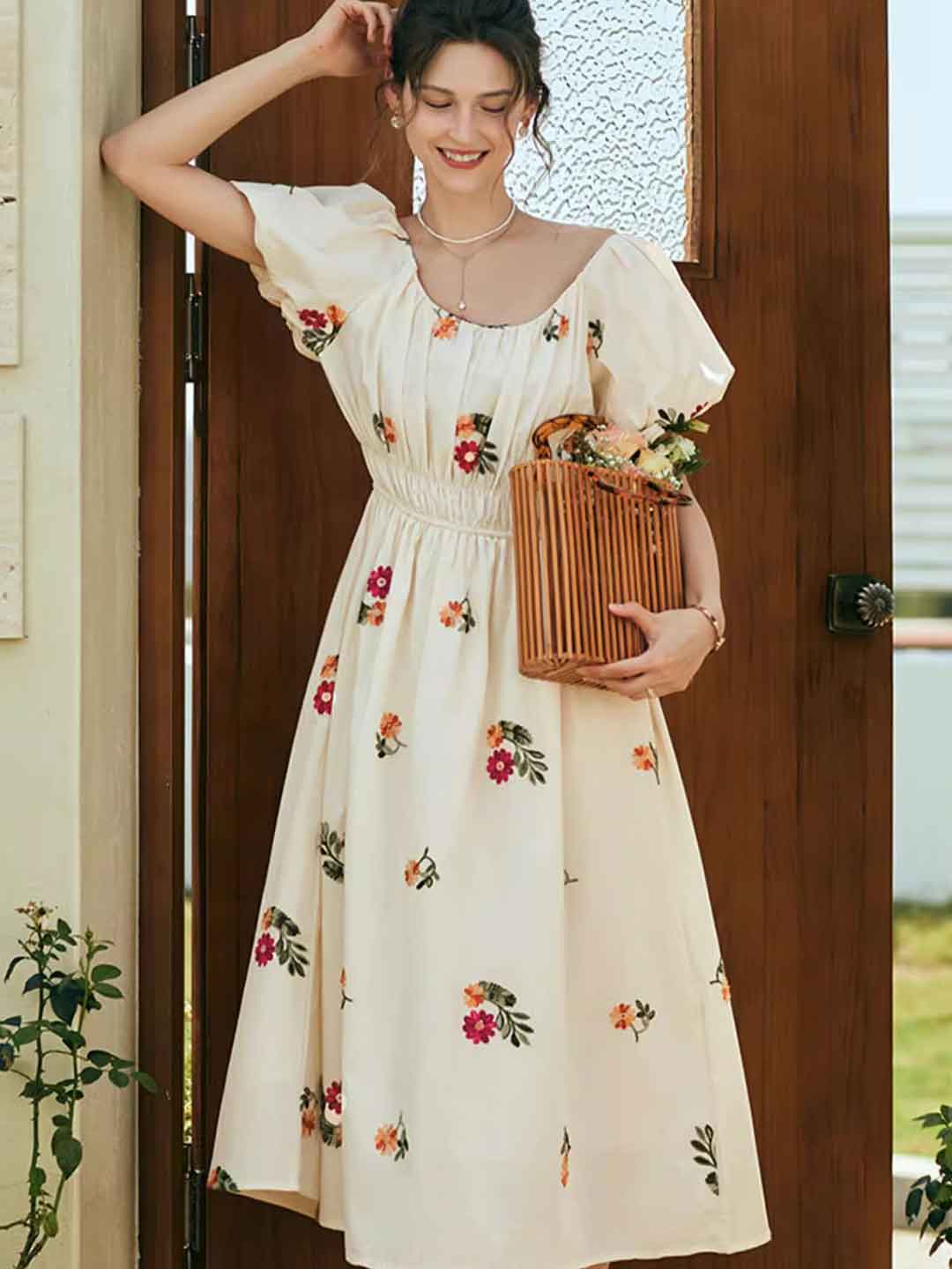 a00c1ea38c31b7ee5ecc3321703f581e Rosalind Retro Embroidered Puff Sleeve Dress
