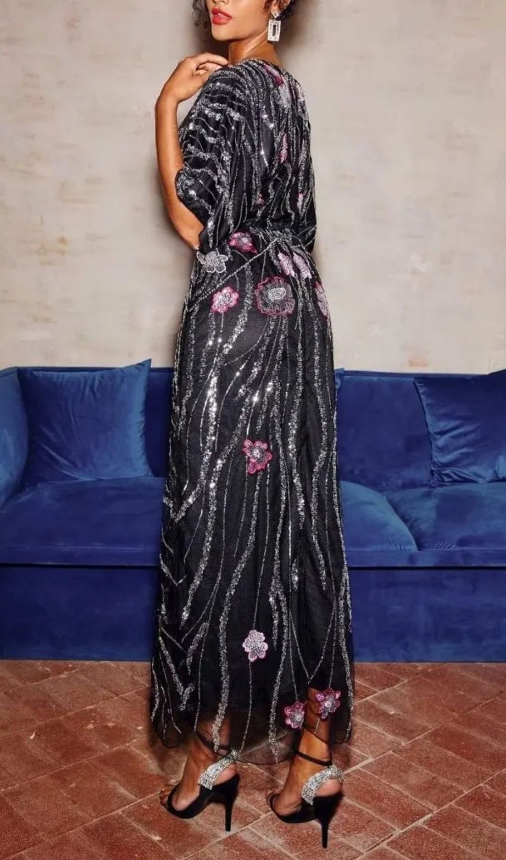 a1dc7bdc464aa1146dcfeb36251d7310 Doreen Floral Embroidered Sequins Maxi Dress - Black