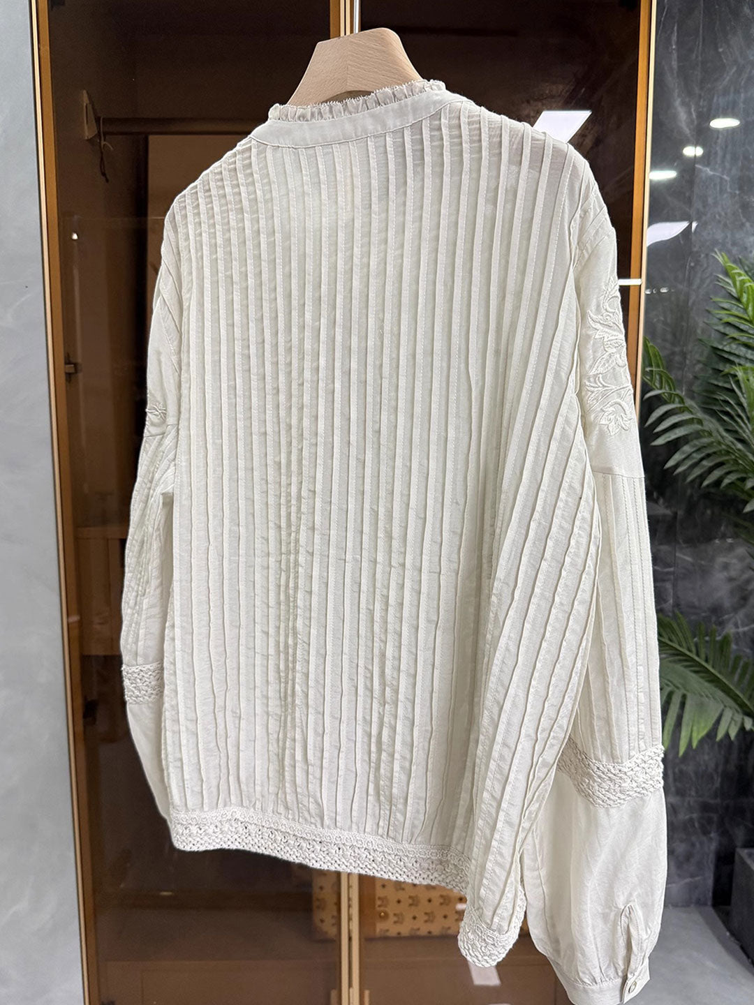 Claire Loose Auricular Puff Sleeve Embroidered Blouse - OWNCI Claire Loose Auricular Puff Sleeve Embroidered Blouse - OWNCI