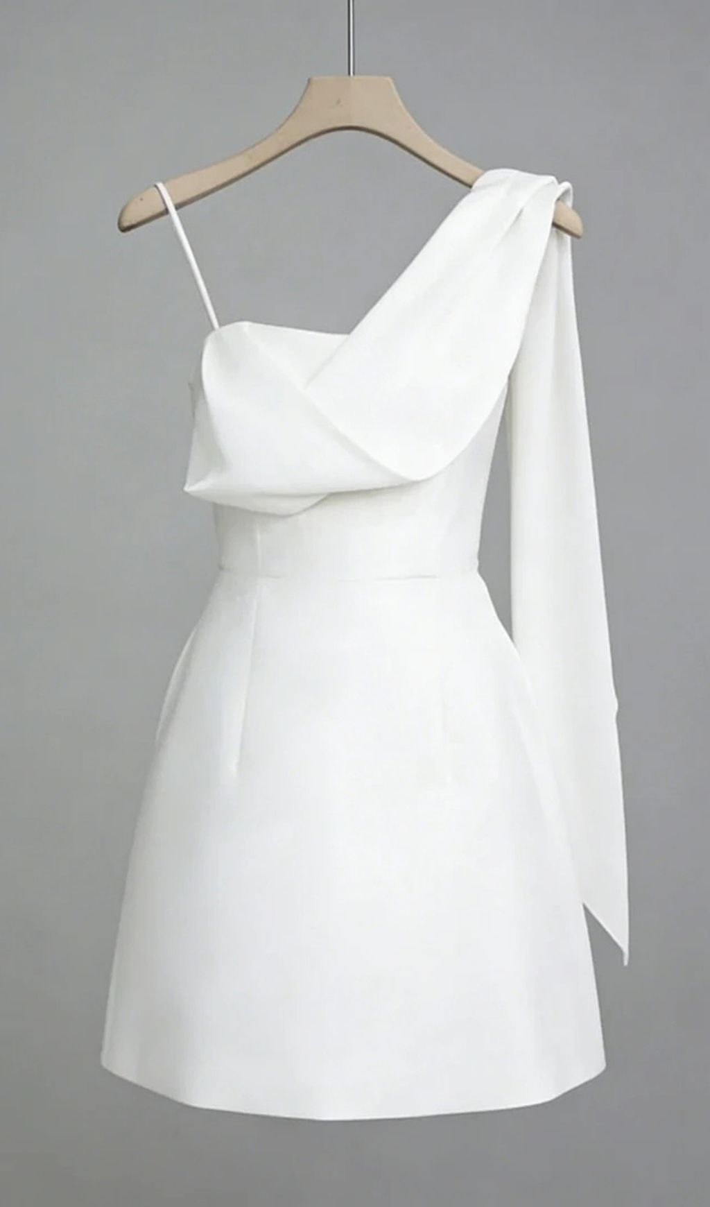 b37f1266e2b744d33dddb73d707ec89a White Asymmetrical One-Shoulder Mini Dress