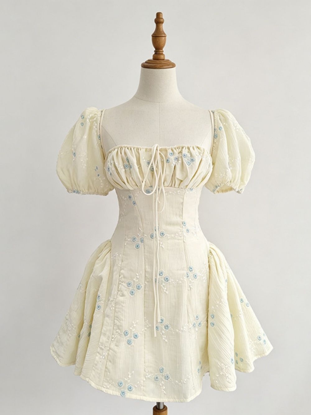 b6cb57a500f54f3174e8cc7a3f21e8a2 Madyson Floral Puff-Sleeve Mini Dress