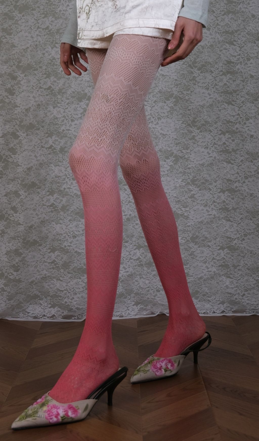 bc5b183d8fe7f3b94aa9f0762f0aeb02 Pink Gradient Tights