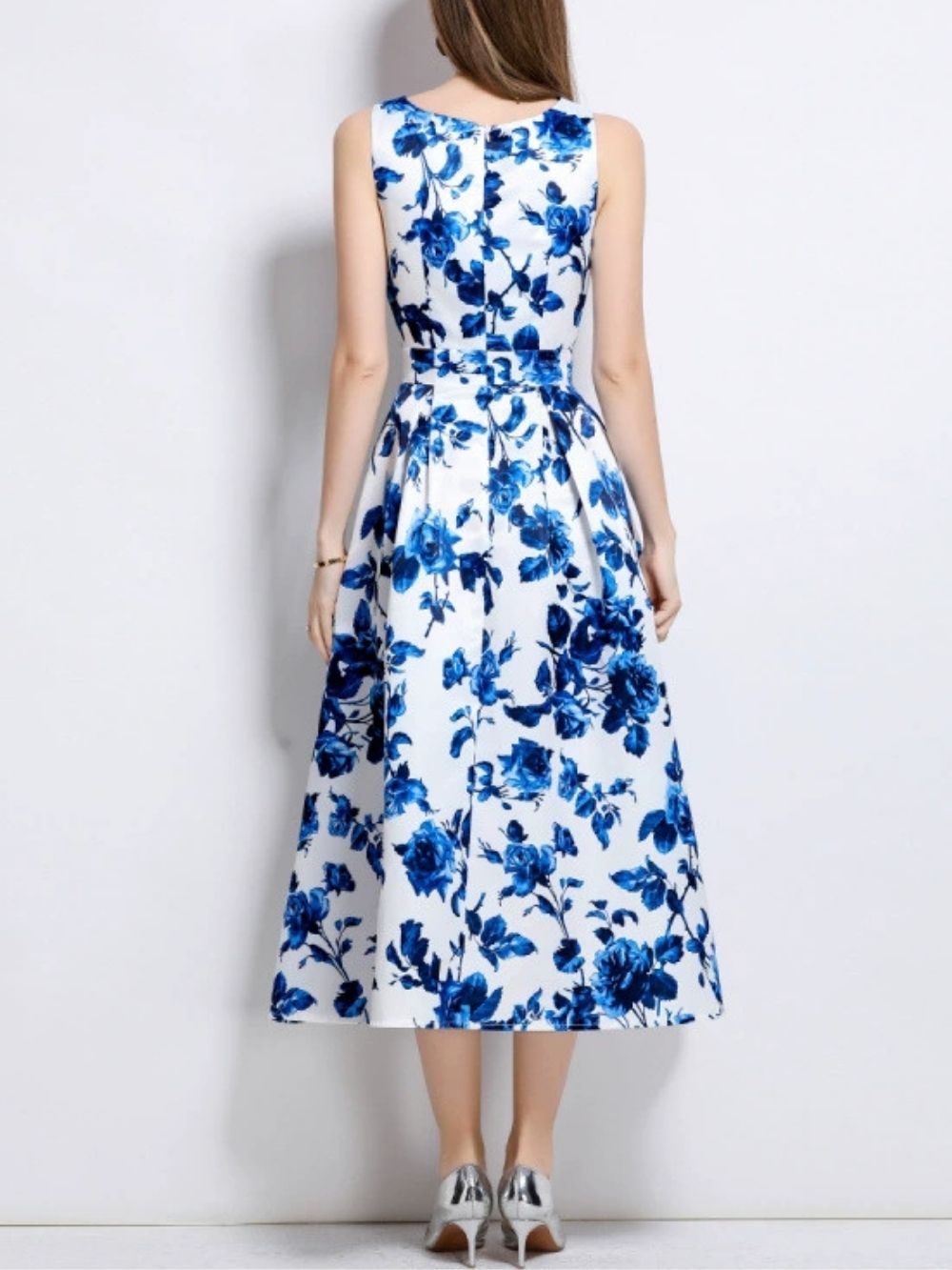 Maicy Blue Sleeveless Floral Midi Dress - OWNCI